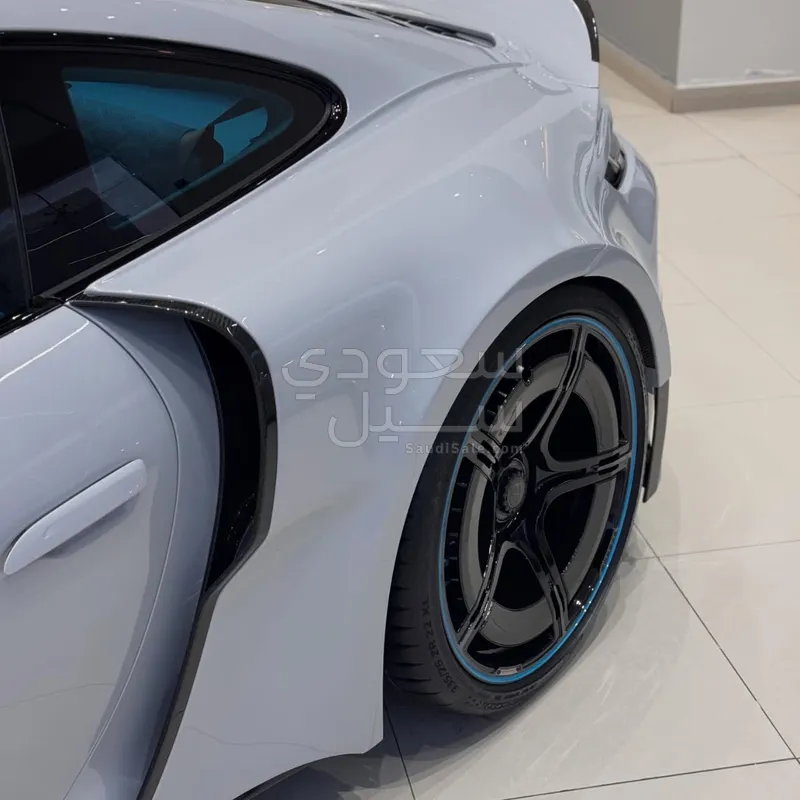 2024 Porsche 911 Carrera