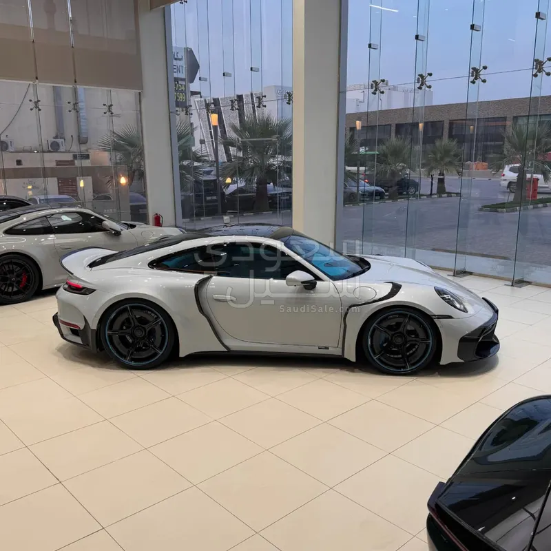 2024 Porsche 911 Carrera