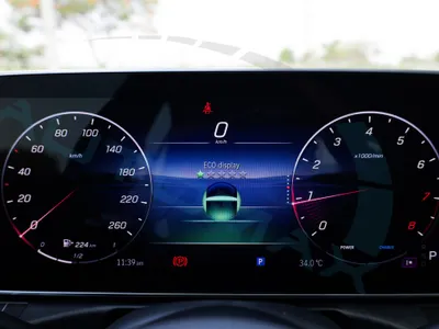 2026 Mercedes-Benz C 200 AMG