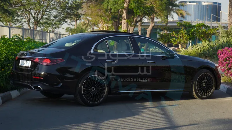 2026 Mercedes-Benz E 300 AMG