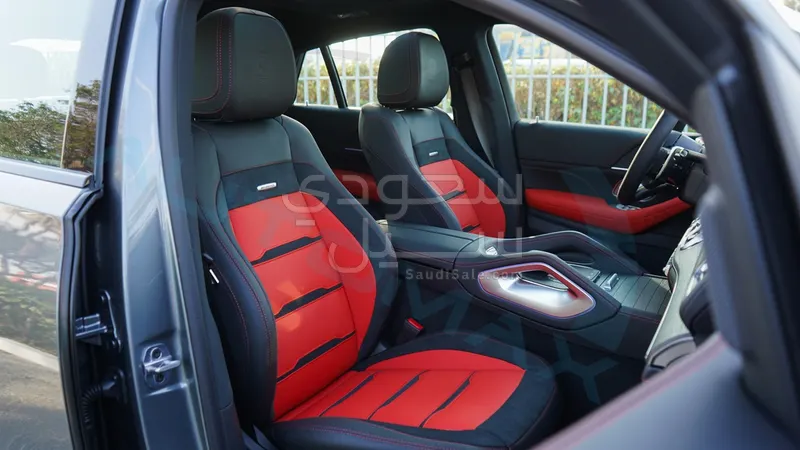2026 Mercedes-Benz GLE 53 AMG