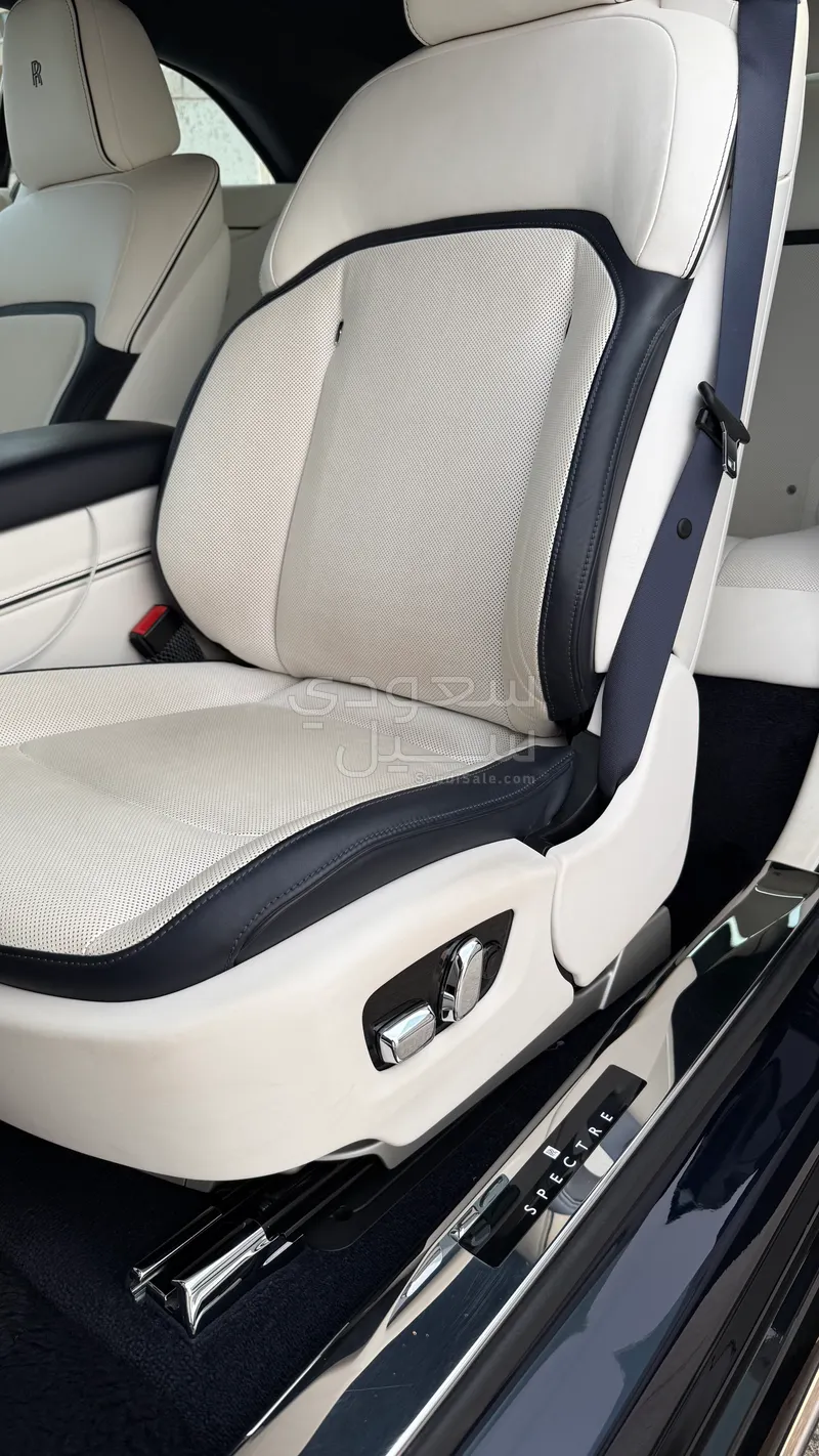 2024 Rolls-Royce Spectre