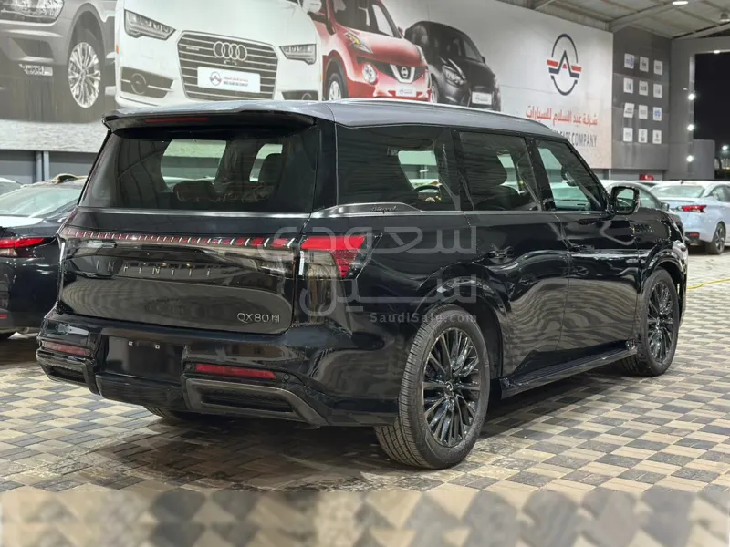 2025 Infiniti QX 80