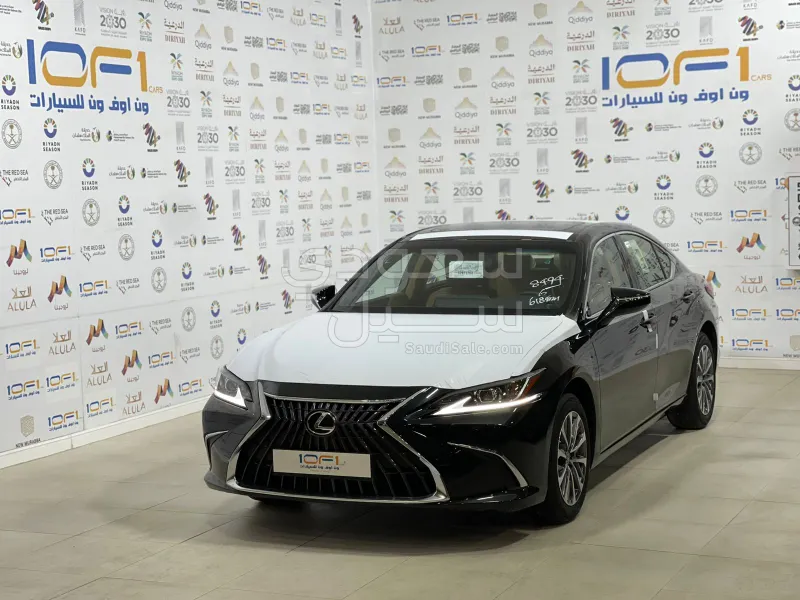 2025 Lexus ES 250