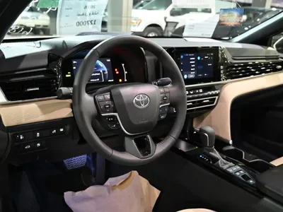 2026 تويوتا كامري ال اي