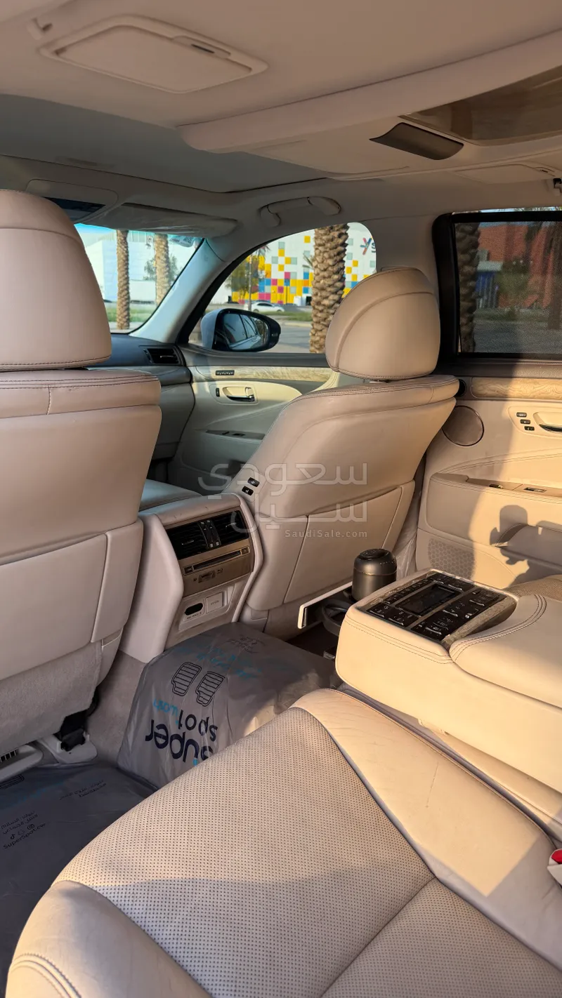 2014 Lexus LS 460 L