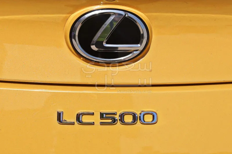 2018 لكزس إل سي 500