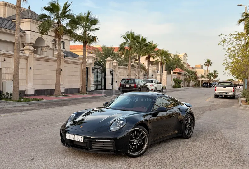 2024 بورش 911 كاريرا