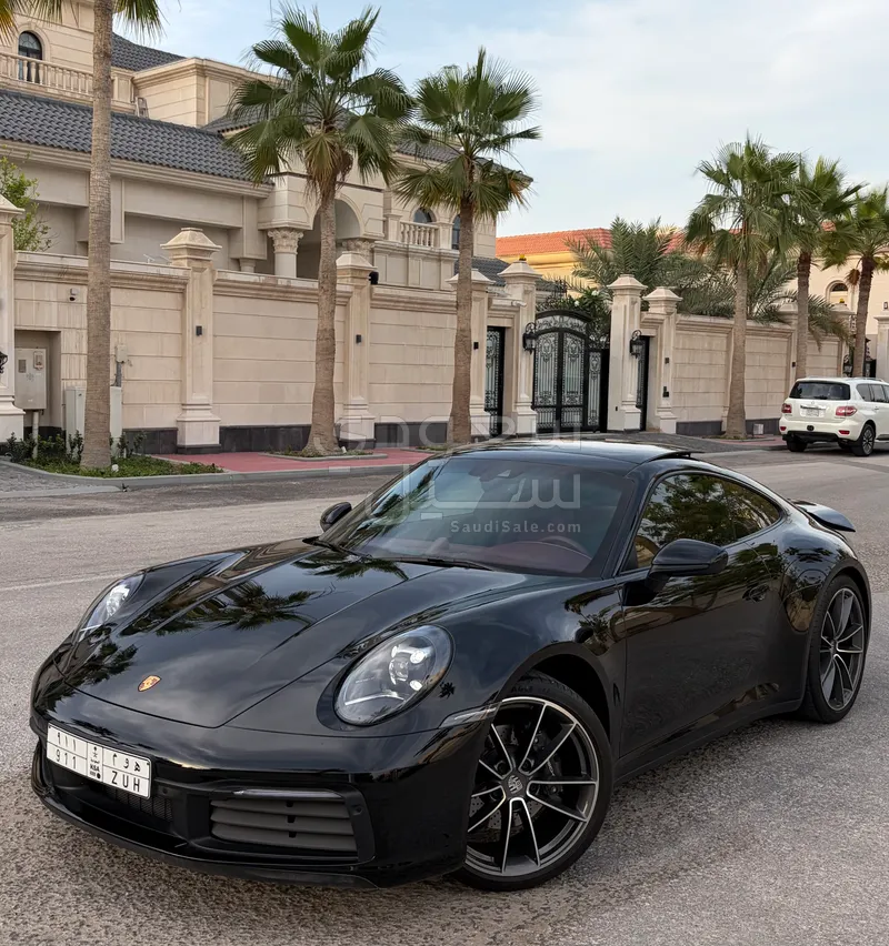 2024 بورش 911 كاريرا