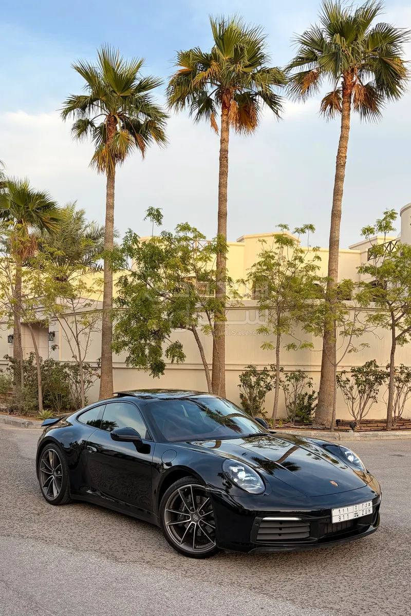 2024 بورش 911 كاريرا