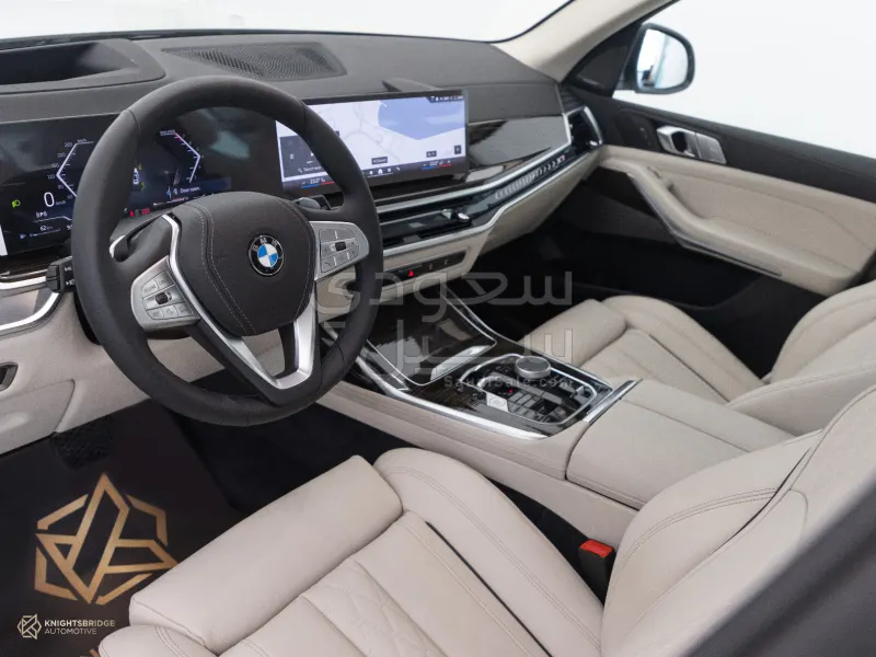 2025 BMW X Series 7