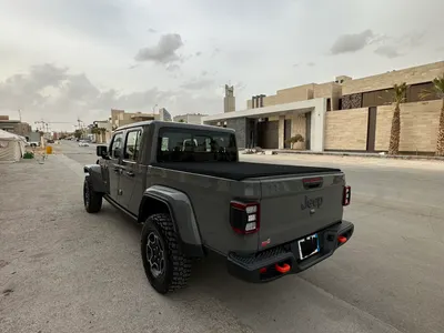 2021 جييب جلادياتور ساند رانر
