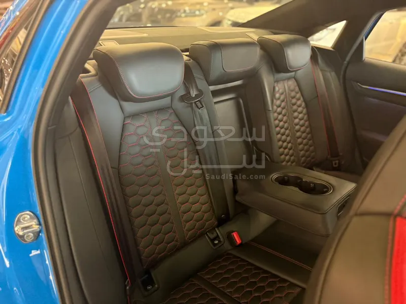 2024 اودي ار اس 3