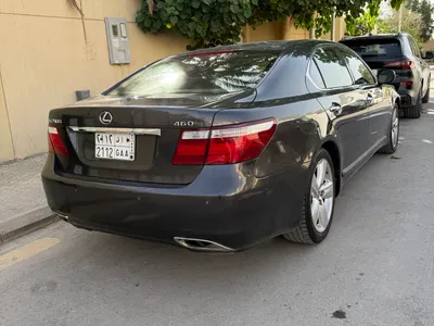 2007 لكزس إل إس 460 إل