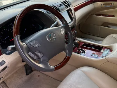2007 لكزس إل إس 460 إل