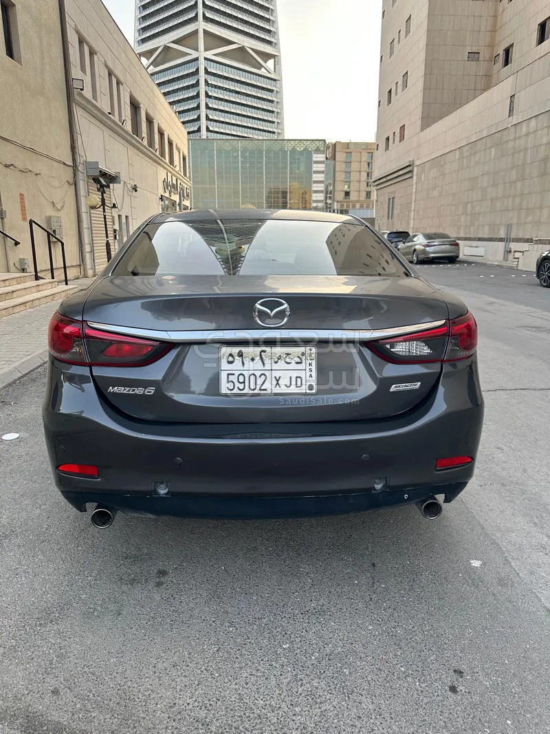2018 مازدا مازدا 6