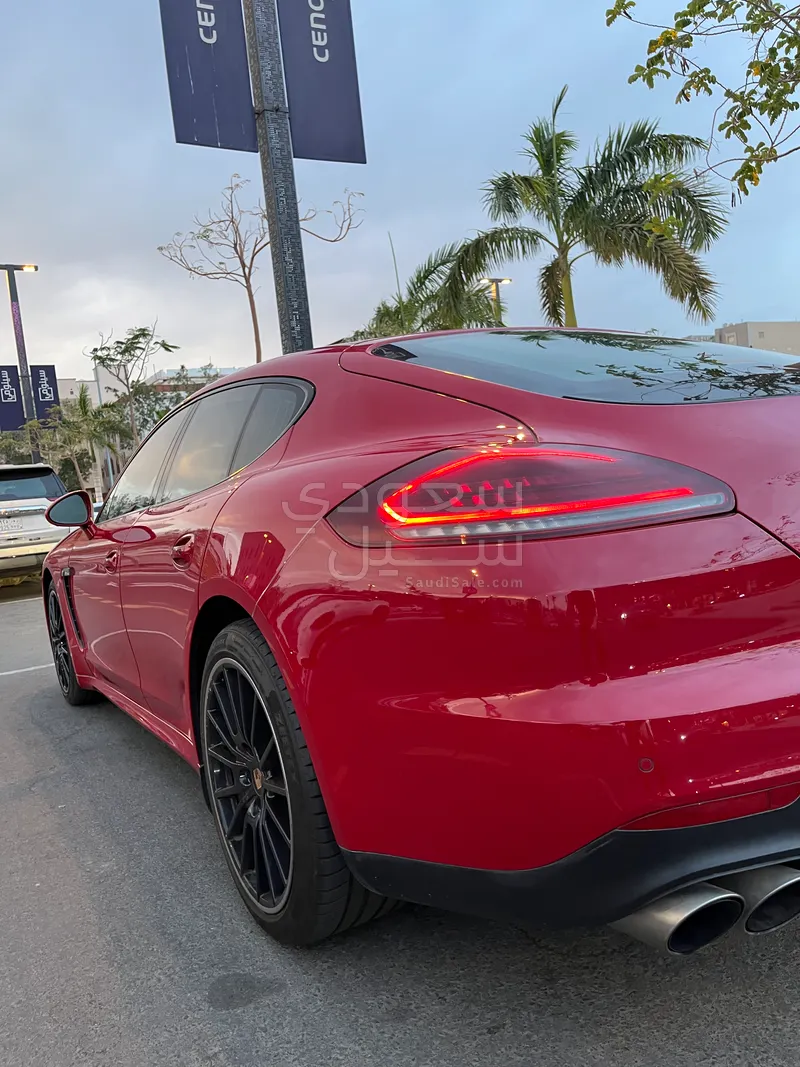 2014 Porsche Panamera S