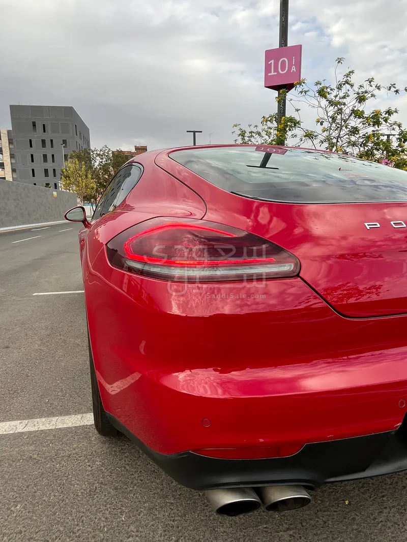 2014 Porsche Panamera S
