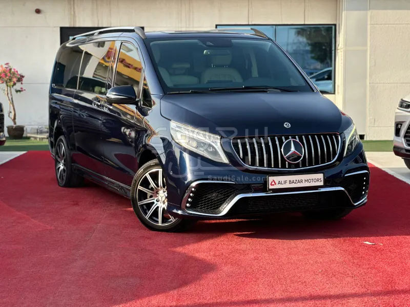 2022 مرسيدس - بنز في 250