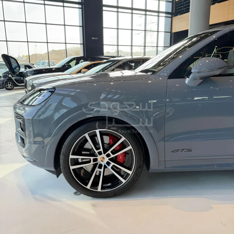 2026 Porsche Cayenne GTS