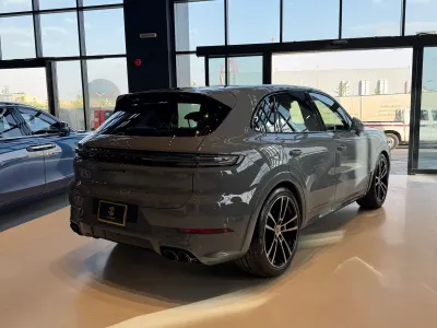 2026 Porsche Cayenne GTS