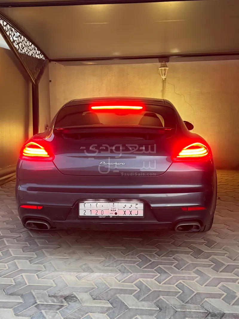 2014 Porsche Panamera