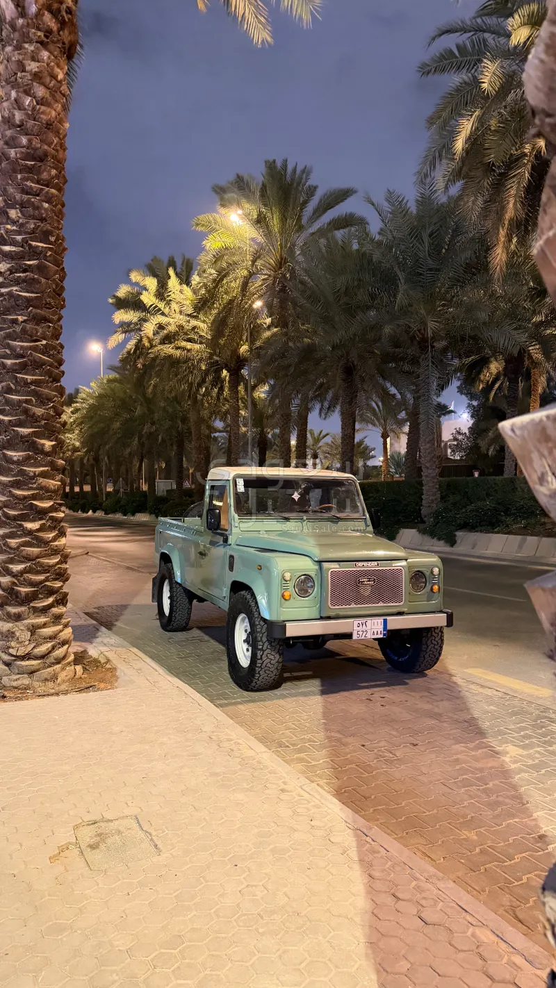 2000 Land Rover Defender 110