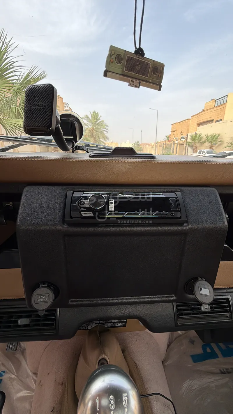 2000 Land Rover Defender 110