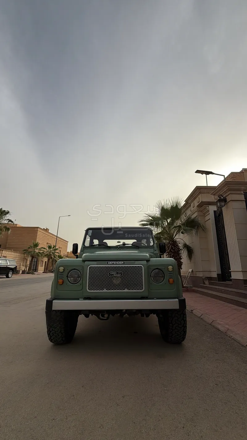 2000 Land Rover Defender 110