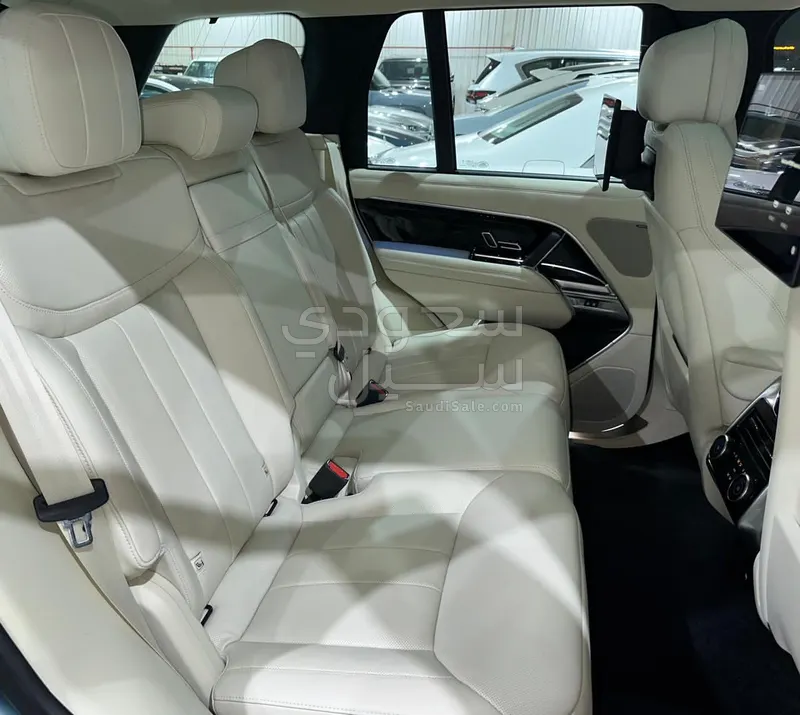 2023 Land Rover Range Rover HSE