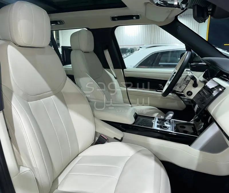 2023 Land Rover Range Rover HSE