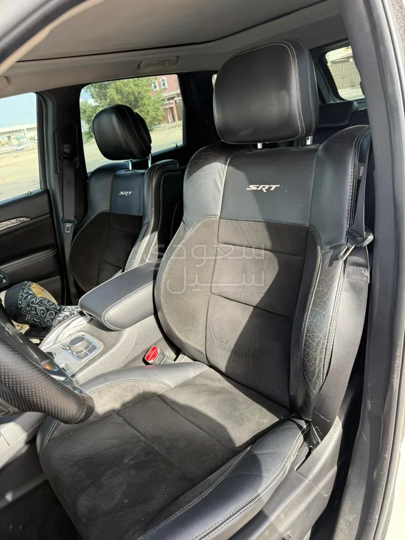 2013 Jeep Grand Cherokee SRT8