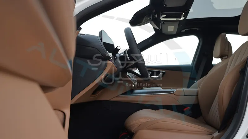 2026 Mercedes-Benz E 200 AMG
