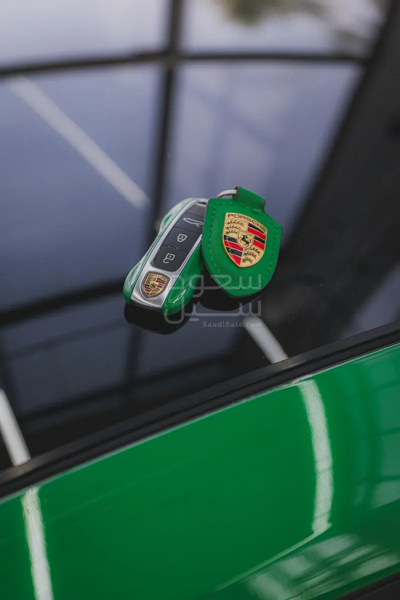 2021 بورش 911 كاريرا اس