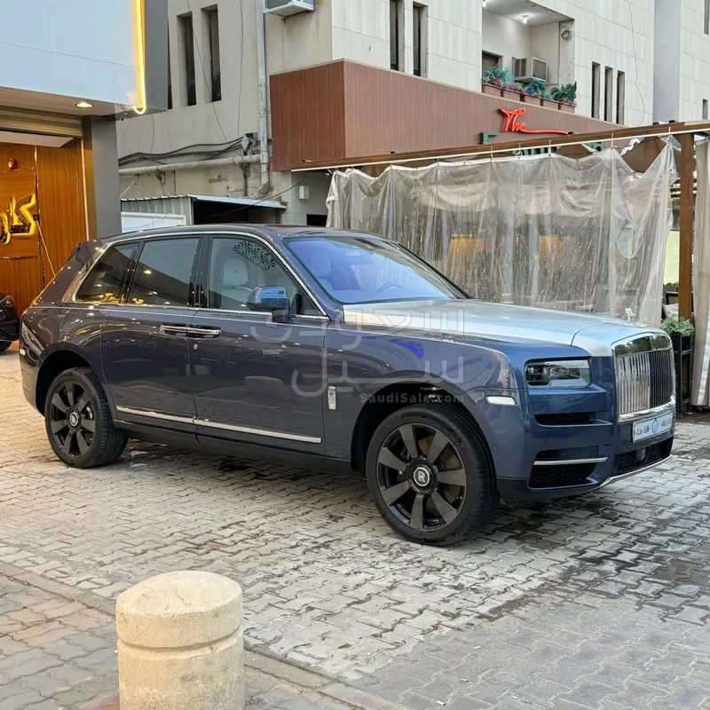 2019 رولز رويس كولينان سلفر بادج