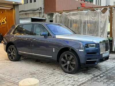 2019 رولز رويس كولينان سلفر بادج