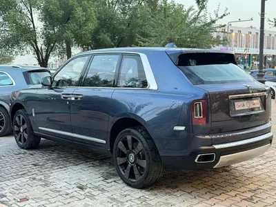 2019 رولز رويس كولينان سلفر بادج