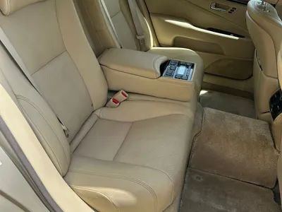 2013 لكزس إل إس 460