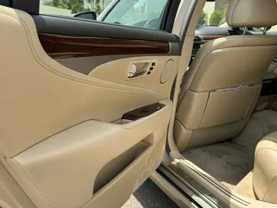 2013 لكزس إل إس 460