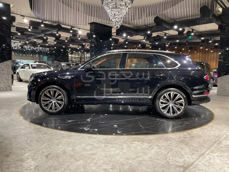 2024 بنتلي بنتايجا