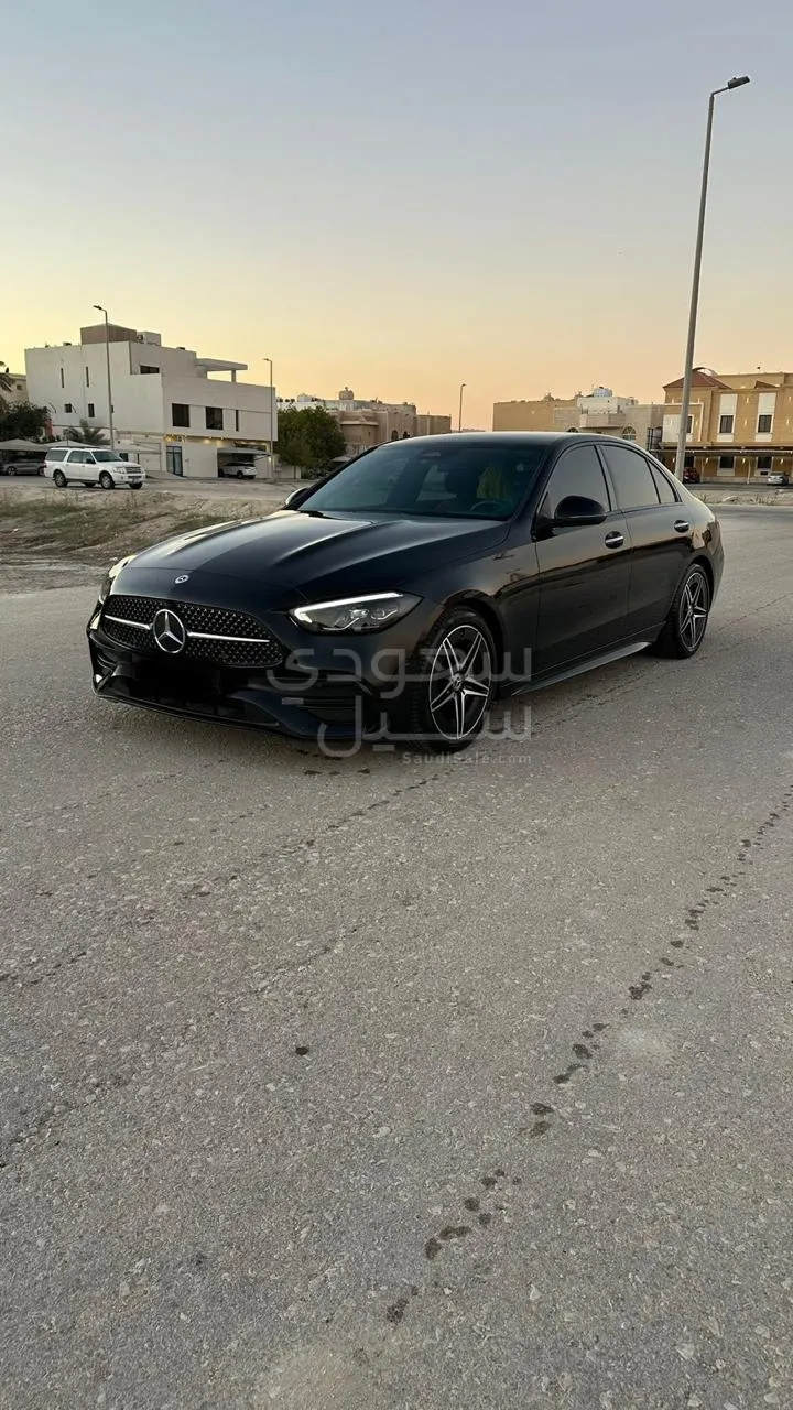2022 مرسيدس - بنز سي 200