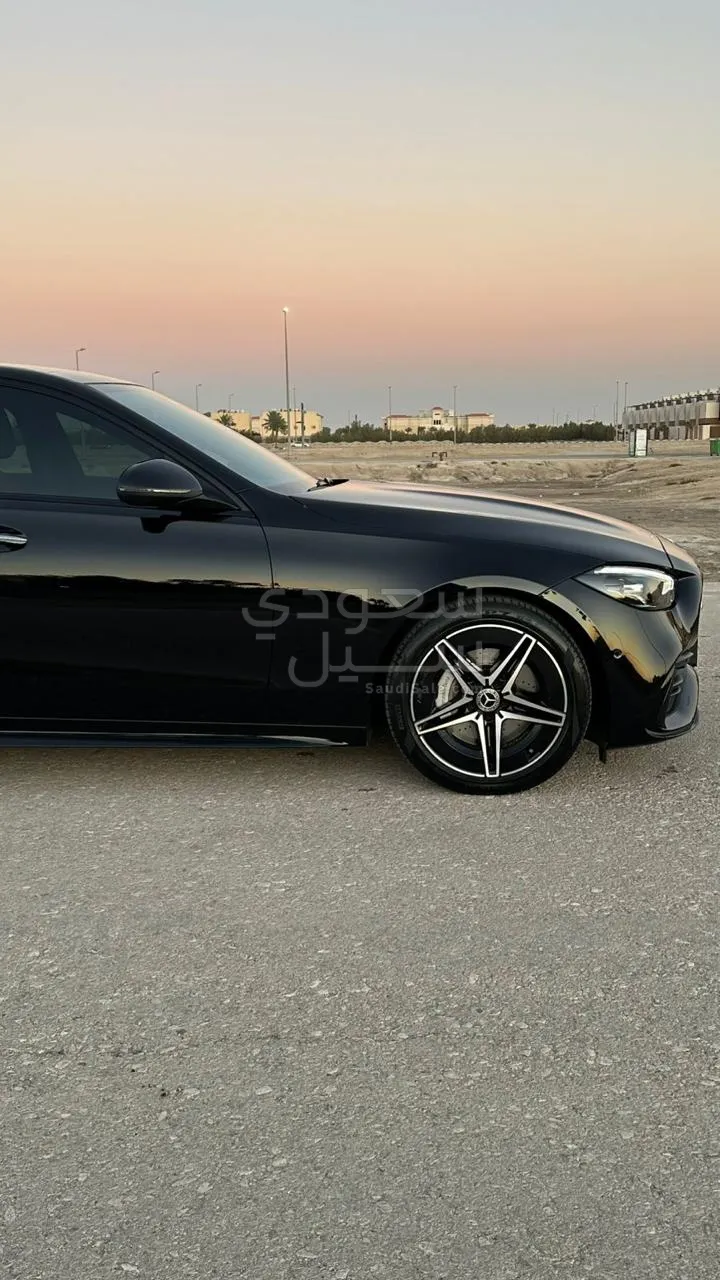 2022 مرسيدس - بنز سي 200