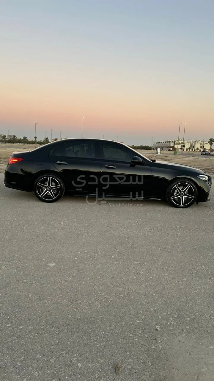 2022 مرسيدس - بنز سي 200