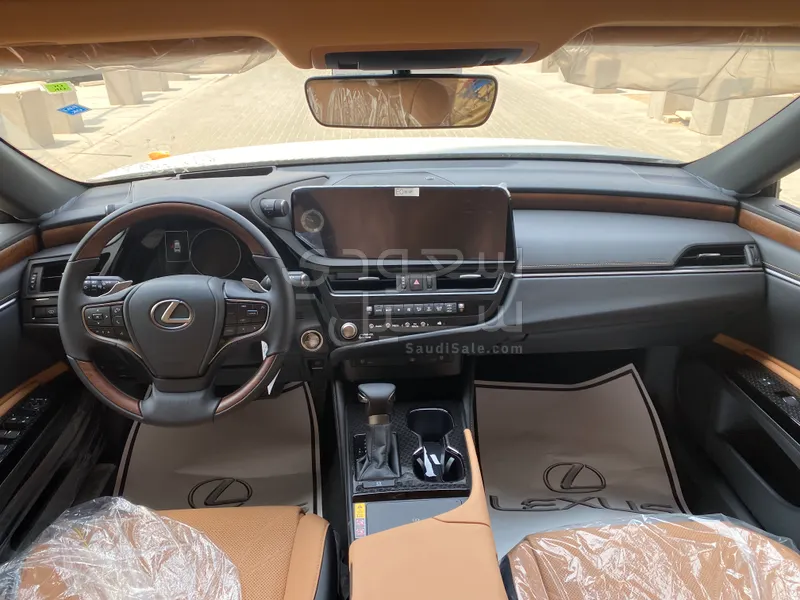 2026 Lexus ES 350