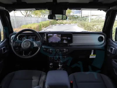 2025 Jeep Wrangler Sport plus
