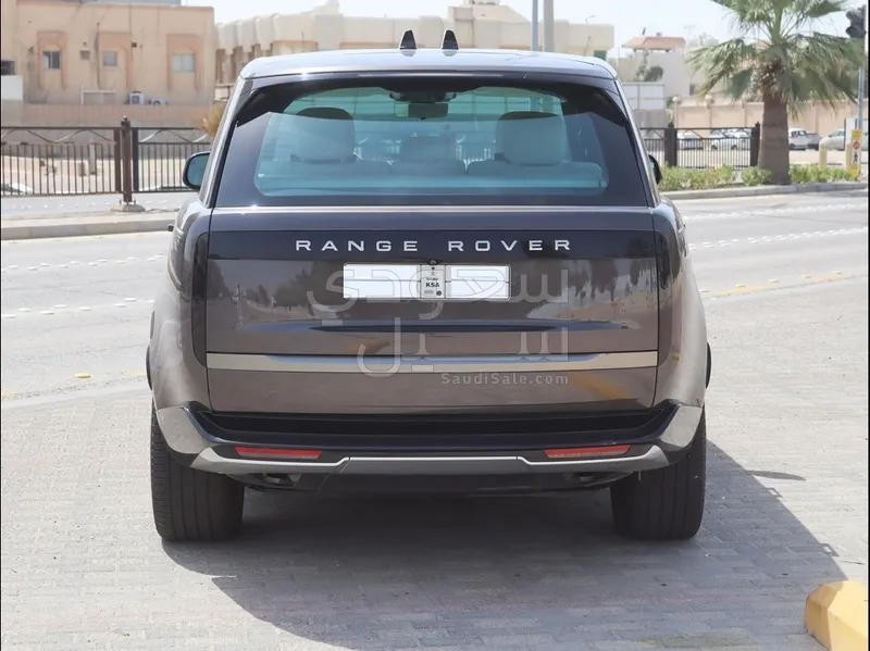2024 لاند روفر رينج روفر اتش اس اي