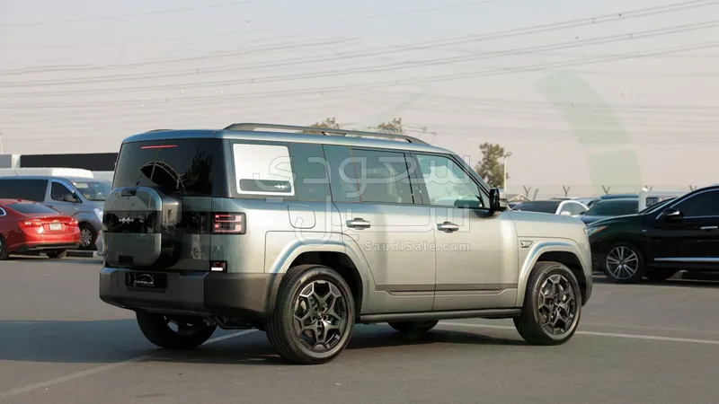 2025 BYD Leopard 7
