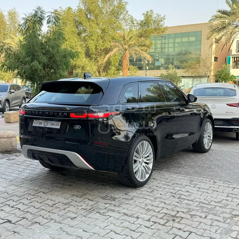 2022 لاند روفر رينج روفر فيلار فيلار