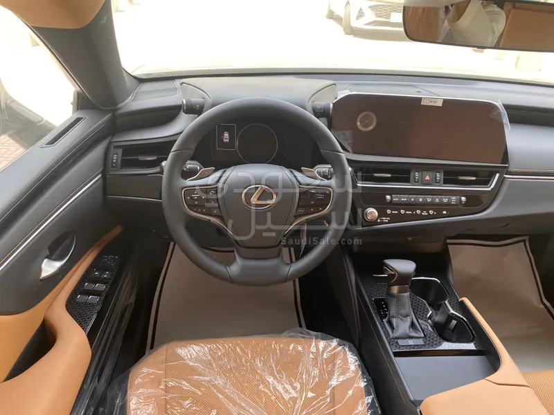 2025 Lexus ES 350