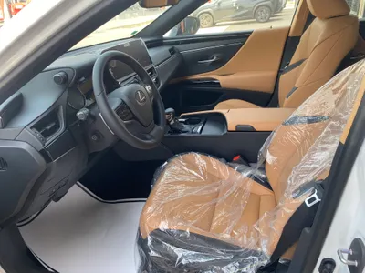 2025 Lexus ES 350